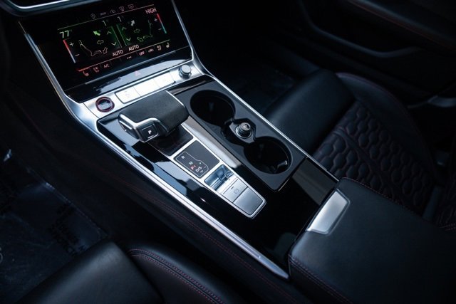 Used 2022 Audi RS 6 image 31