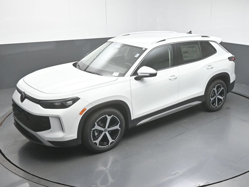 New 2026 Volkswagen Tiguan SE FWD image 42