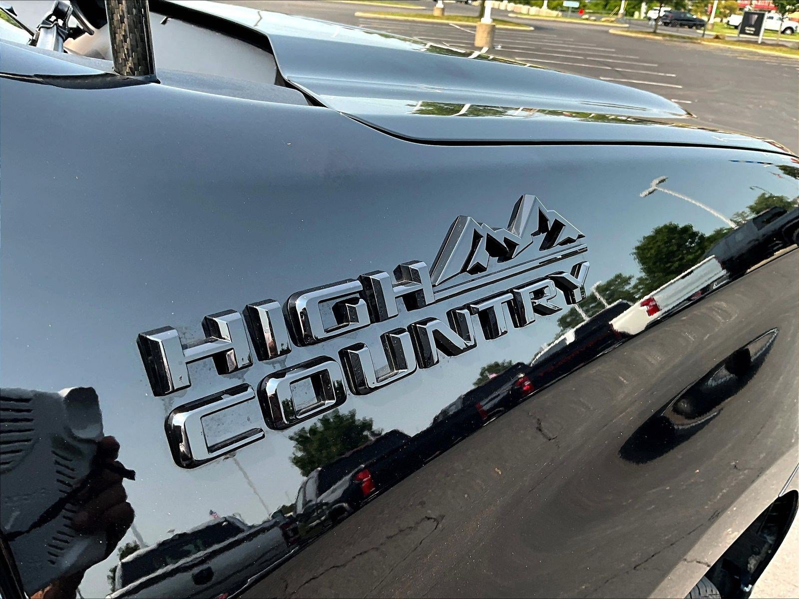 Used 2025 Chevrolet Silverado 1500 High Country w/ High Country Premium Package RWD image 31