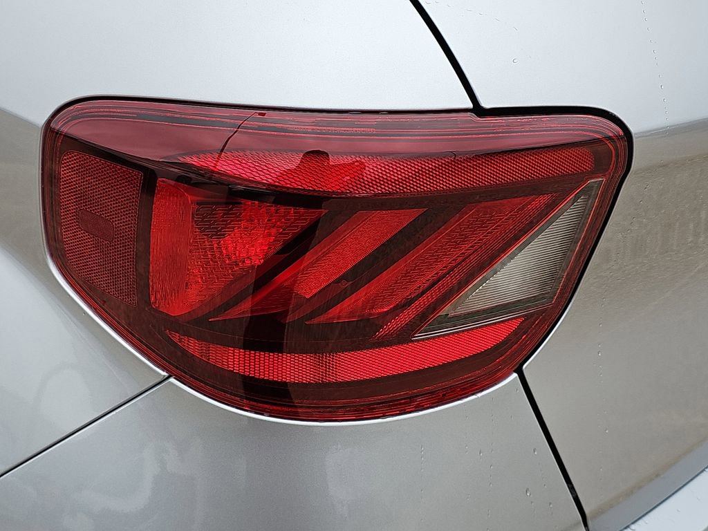 New 2026 Hyundai Venue SEL FWD image 33