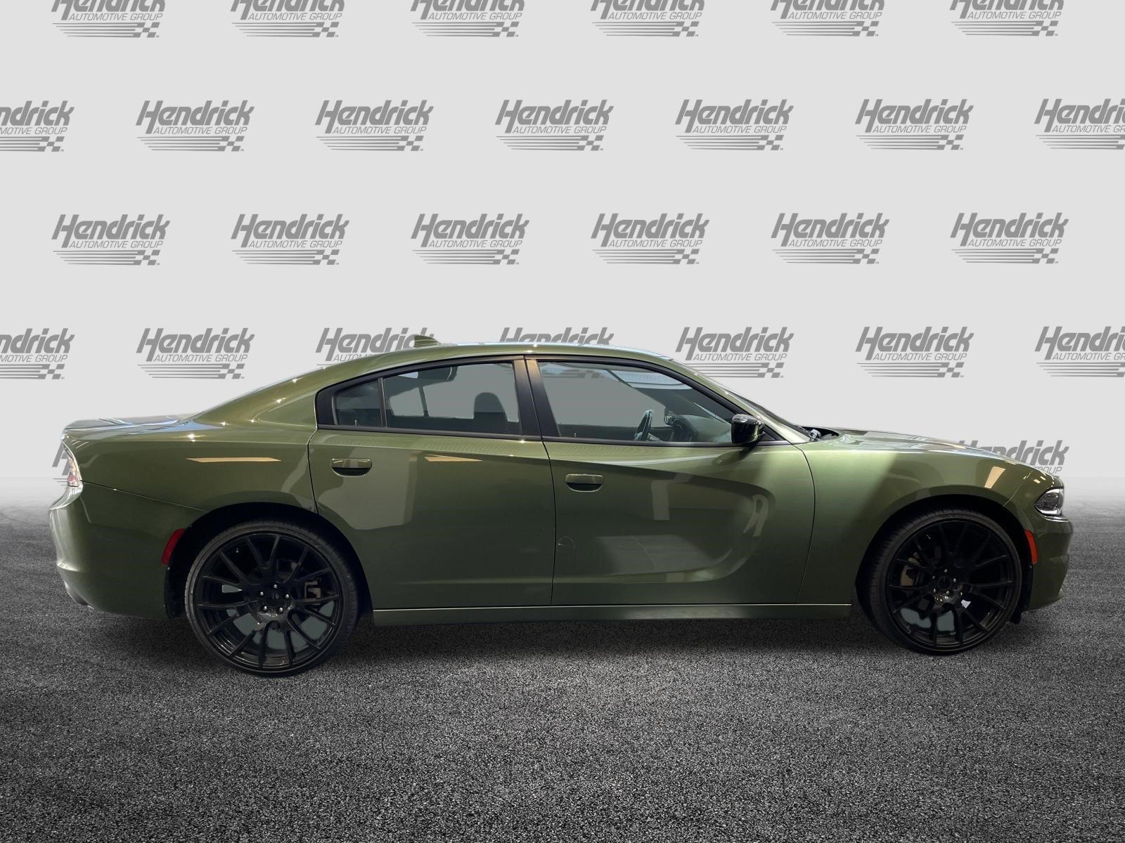 Used 2023 Dodge Charger SXT RWD image 11