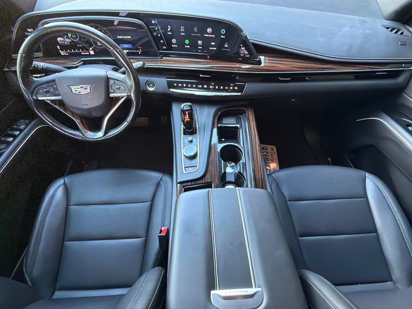 Used 2023 Cadillac Escalade ESV Luxury AWD/4WD image 10