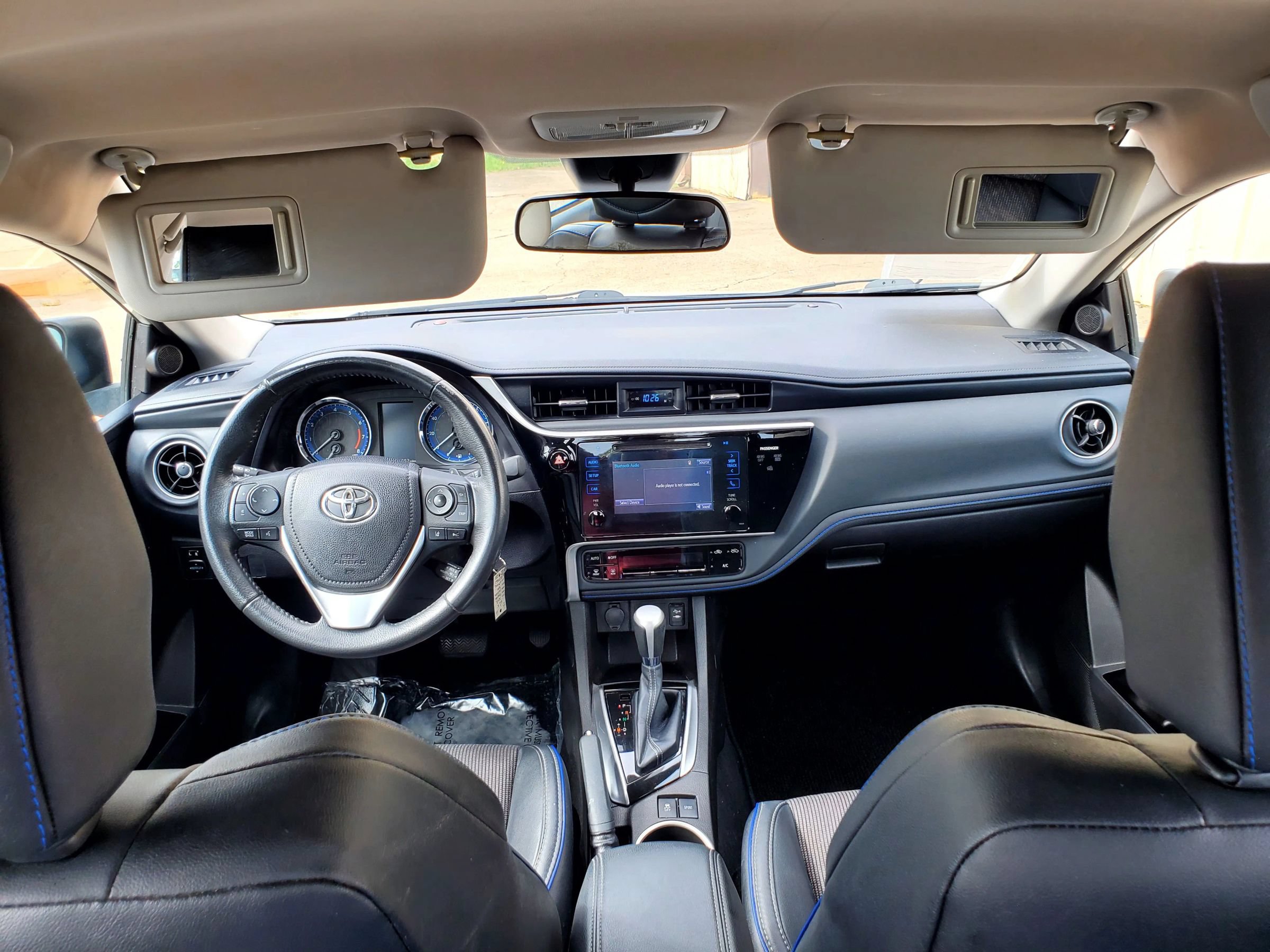Used 2017 Toyota Corolla SE FWD image 34