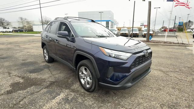 Used 2023 Toyota RAV4 XLE w/ Convenience Package image 2