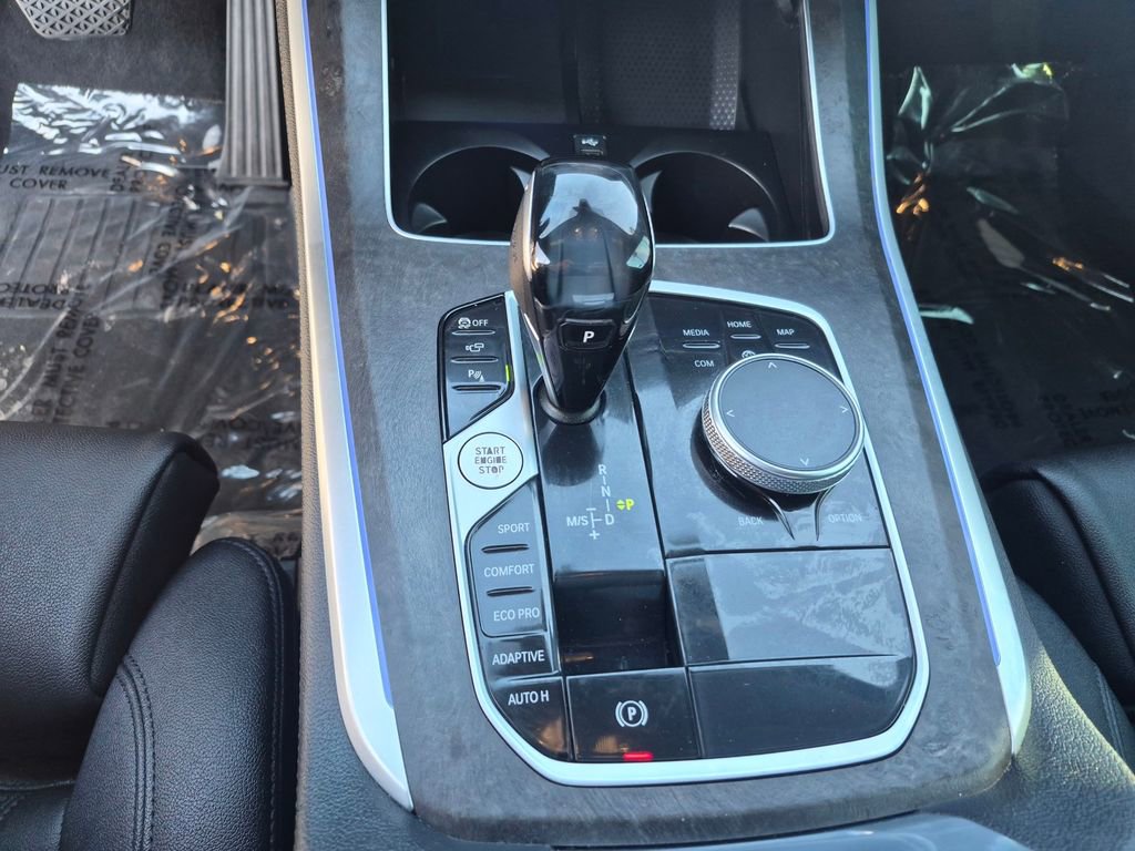 Used 2022 BMW X5 sDrive40i w/ Premium Package image 19
