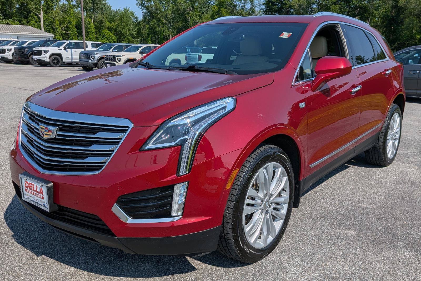Used 2019 Cadillac XT5 Premium Luxury AWD/4WD image 4