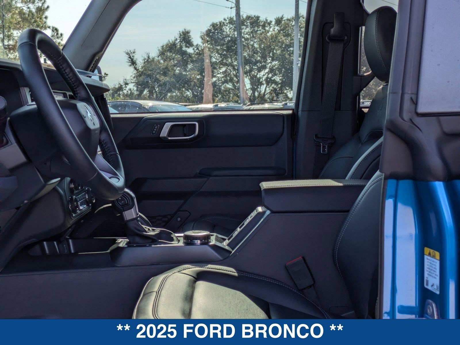 New 2025 Ford Bronco Badlands image 52