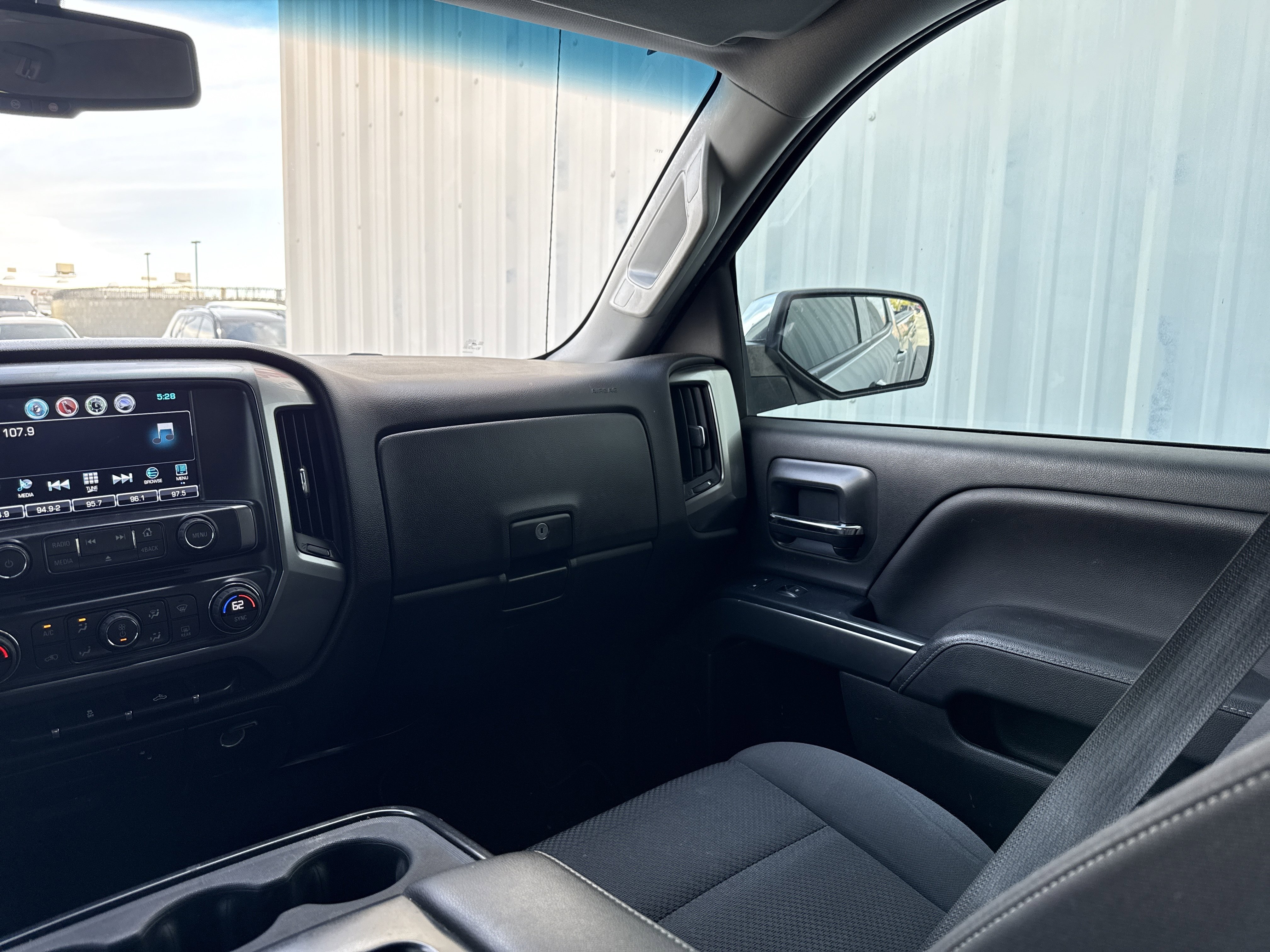 Used 2018 Chevrolet Silverado 1500 LT w/ All Star Edition image 15