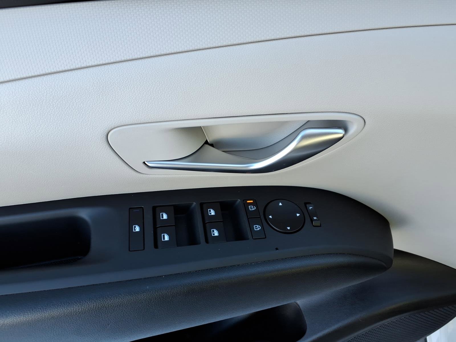 Used 2025 Hyundai Tucson SEL image 14