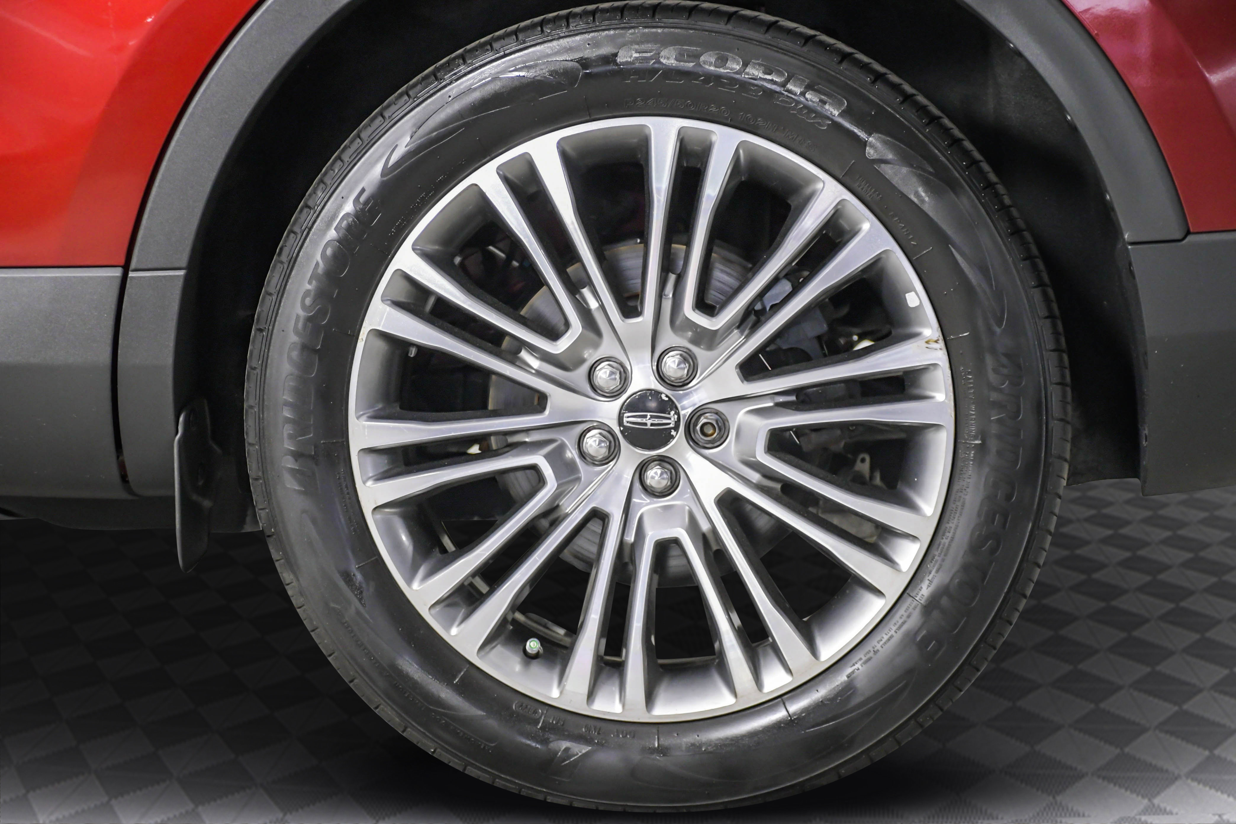 Used 2016 Lincoln MKX Reserve image 29