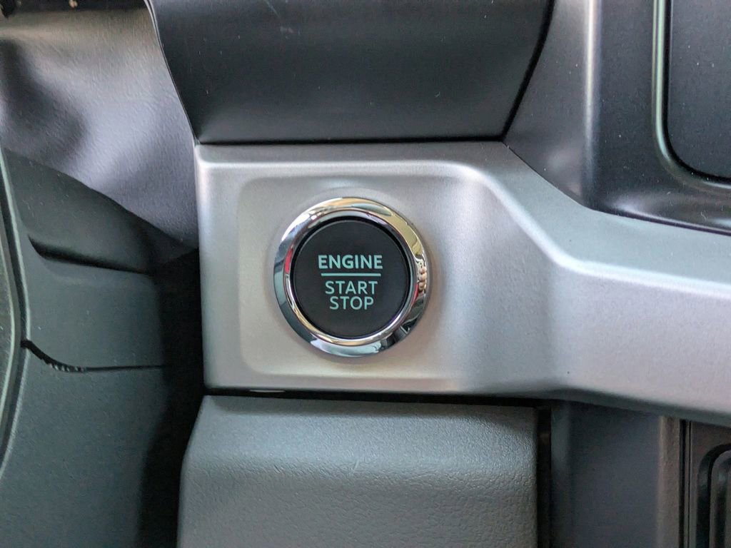 New 2026 Ford F250 XLT w/ XLT Premium Package image 33