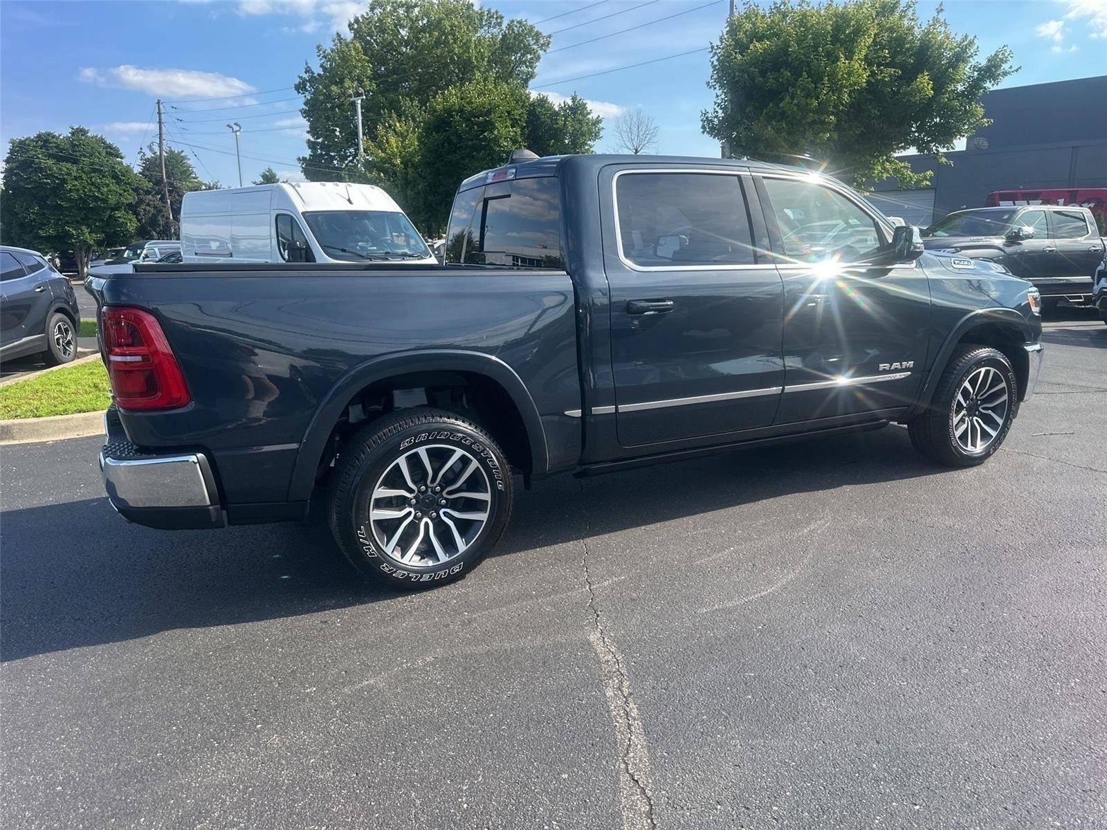 Used 2026 RAM 1500 Limited AWD/4WD image 3