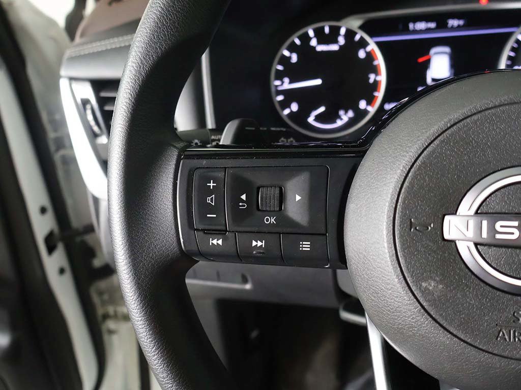 Used 2022 Nissan Rogue SV AWD/4WD image 36
