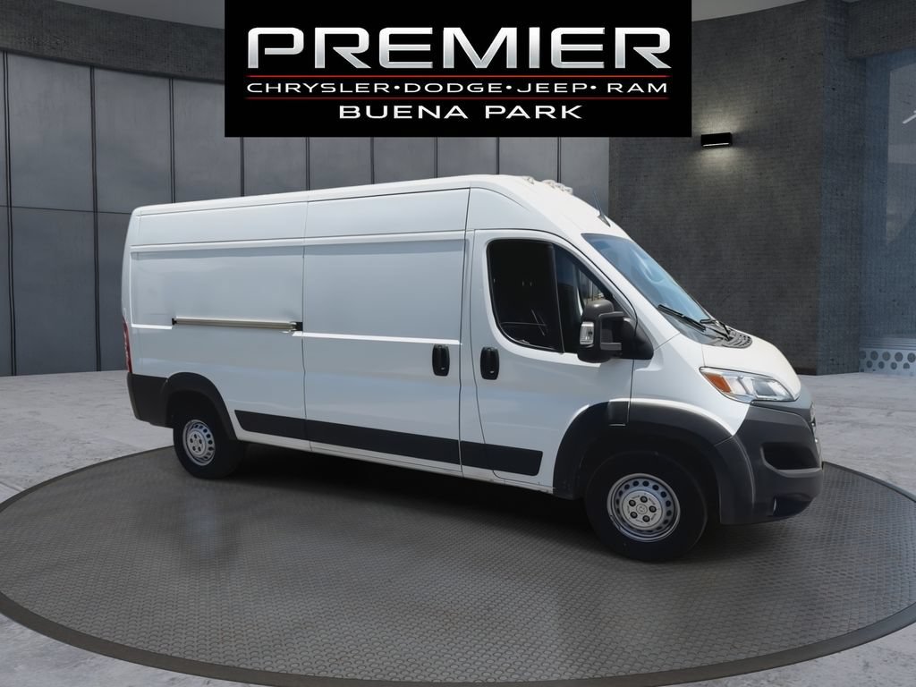Used 2025 RAM ProMaster 3500 w/ Convenience Group FWD image 2