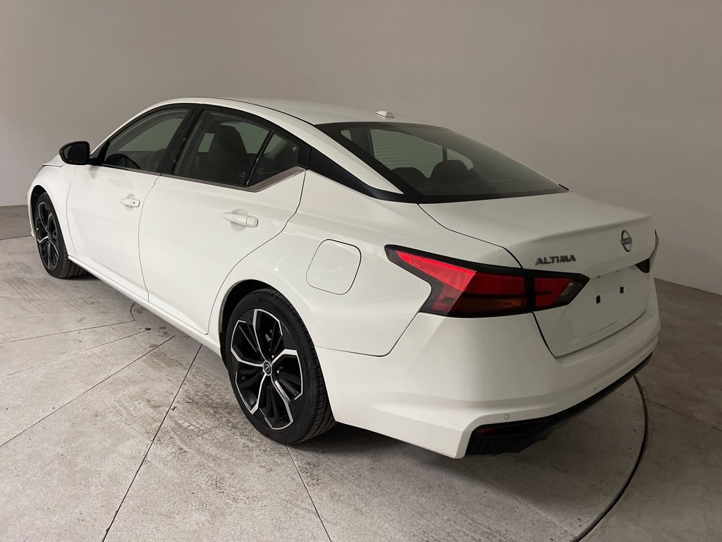 Used 2023 Nissan Altima 2.5 SR image 10