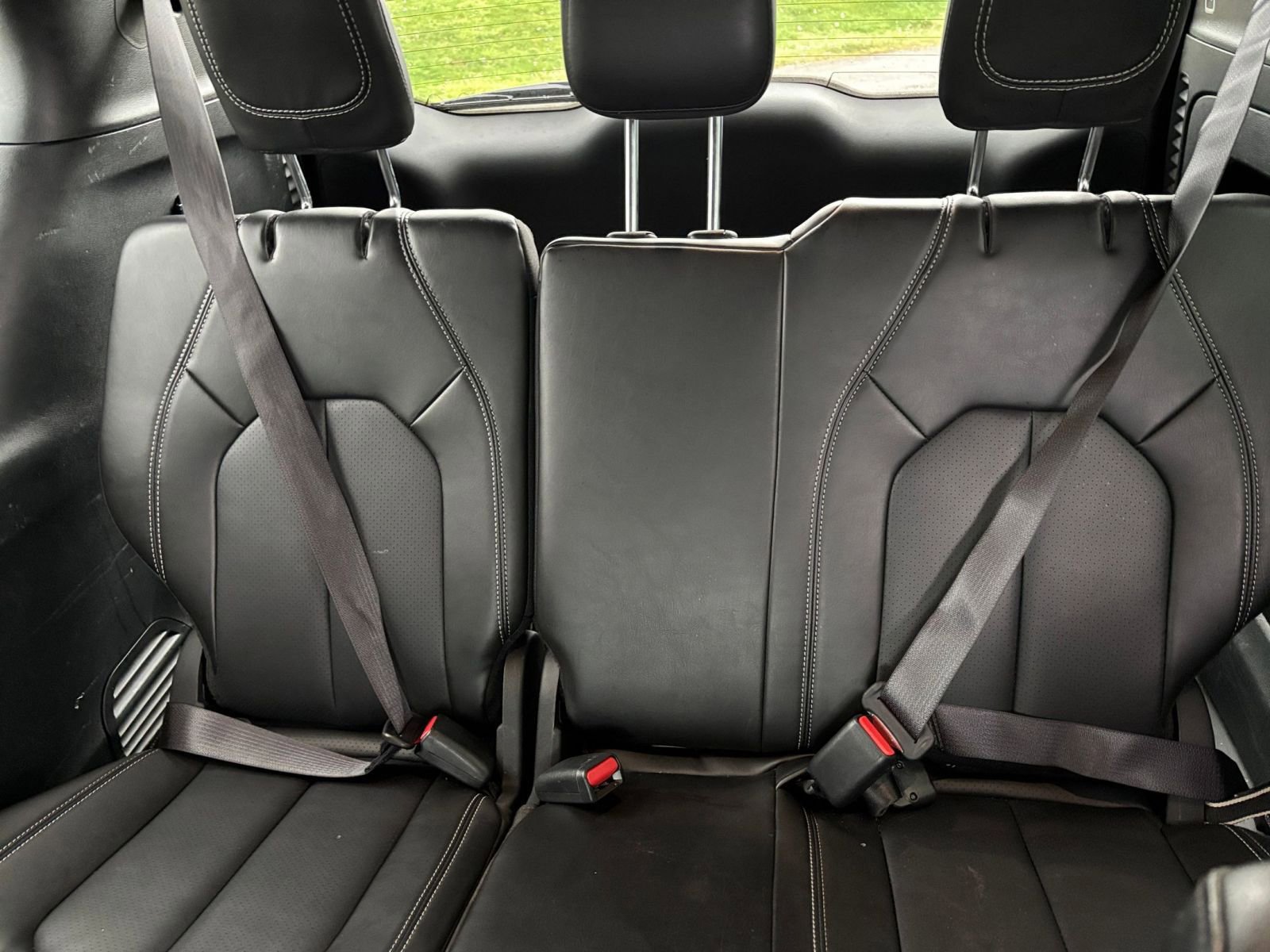 Used 2025 Chrysler Pacifica Select image 31