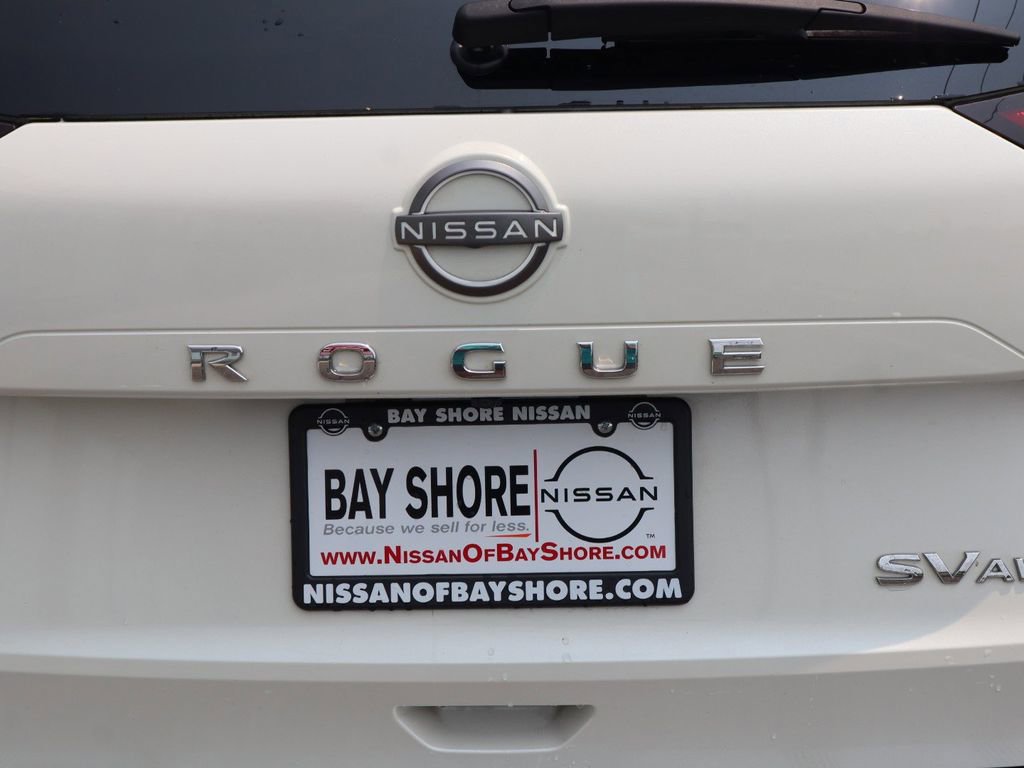 Certified 2022 Nissan Rogue SV image 30