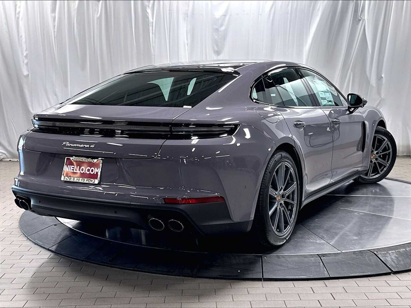 New 2026 Porsche Panamera 4 AWD/4WD image 7