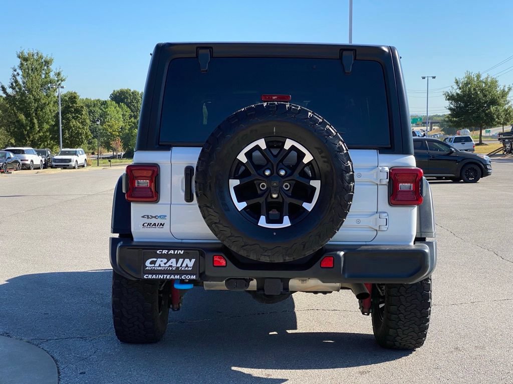 Used 2024 Jeep Wrangler Unlimited Rubicon 4xe AWD/4WD image 6