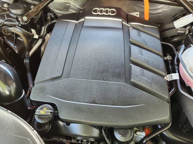 Used 2022 Audi Q5 e Premium Plus AWD/4WD image 29