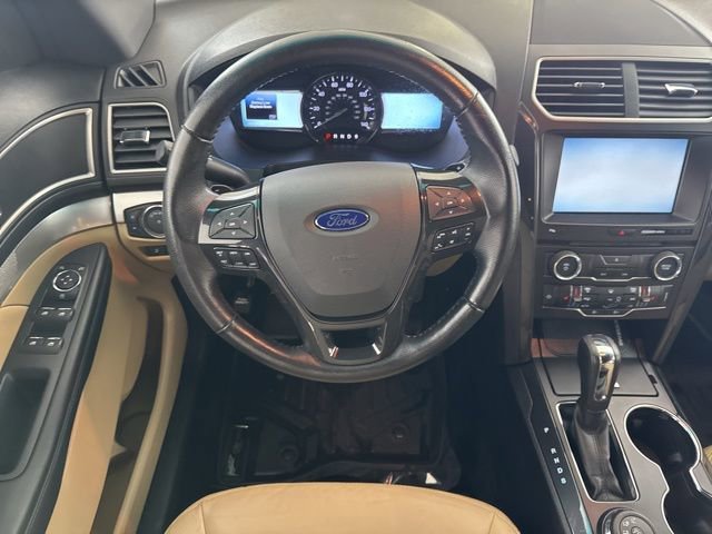 Used 2016 Ford Explorer XLT w/ Equipment Group 202A image 24