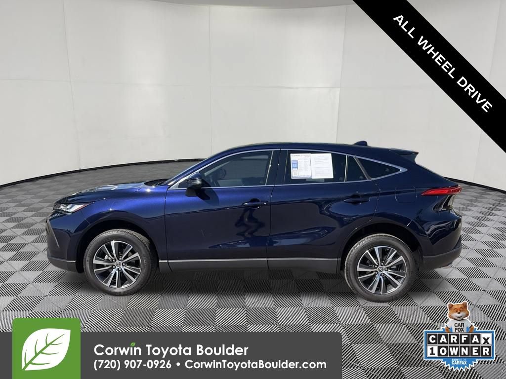 Used 2024 Toyota Venza LE AWD/4WD image 5