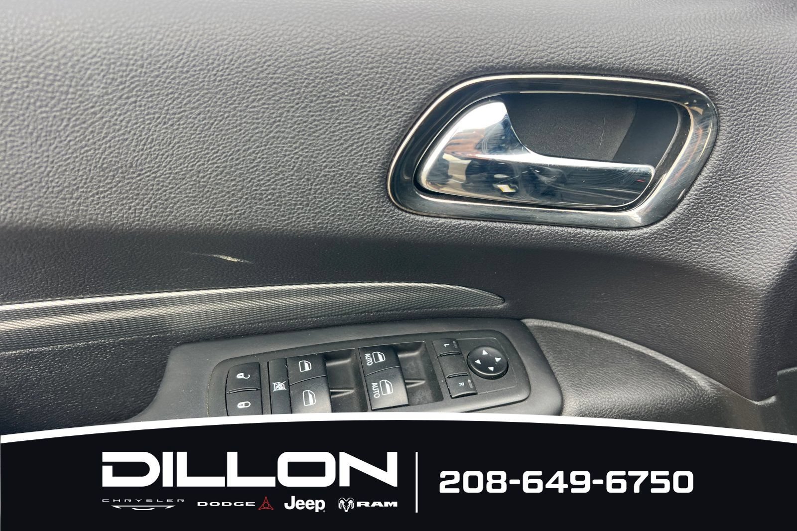Used 2018 Dodge Durango SRT w/ Technology Group AWD/4WD image 14