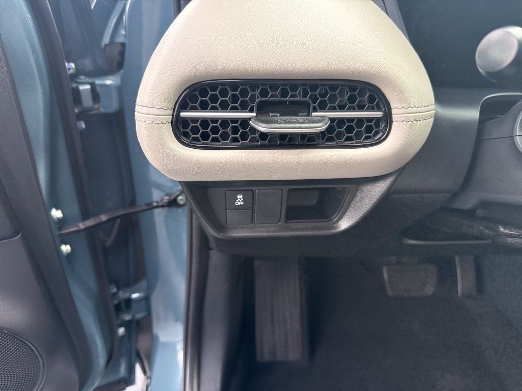 Certified 2024 Honda HR-V EX-L image 15