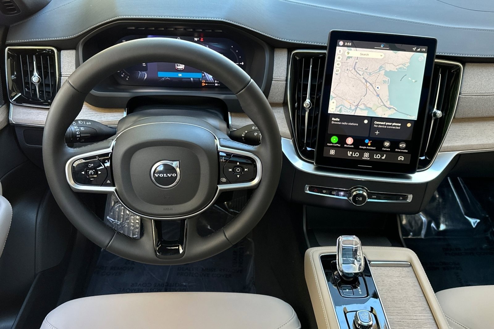 New 2026 Volvo XC90 T8 Plus image 16