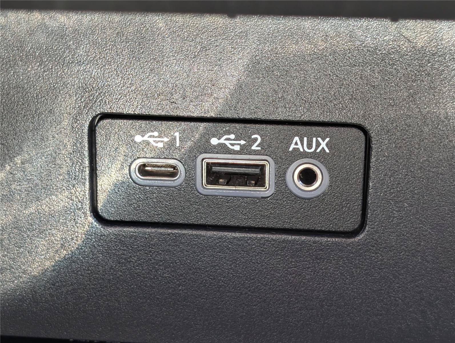 Used 2024 Nissan Altima 2.5 SV FWD image 23