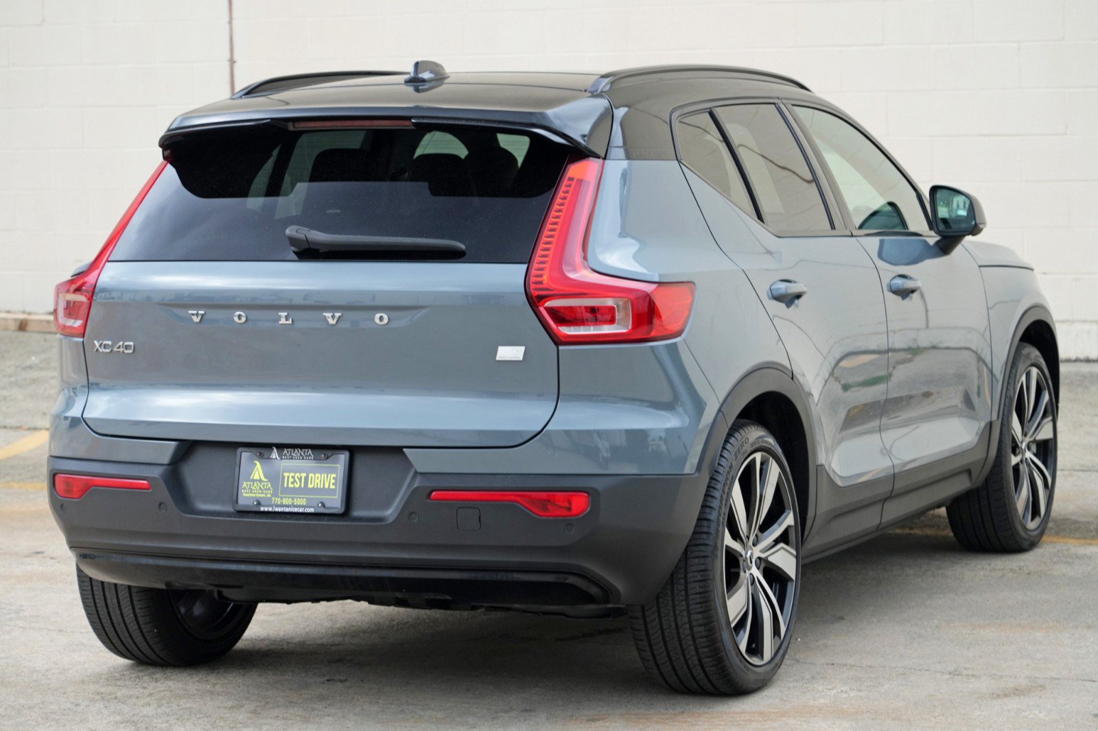 Used 2021 Volvo XC40 P8 Recharge w/ Advanced Package AWD/4WD image 50