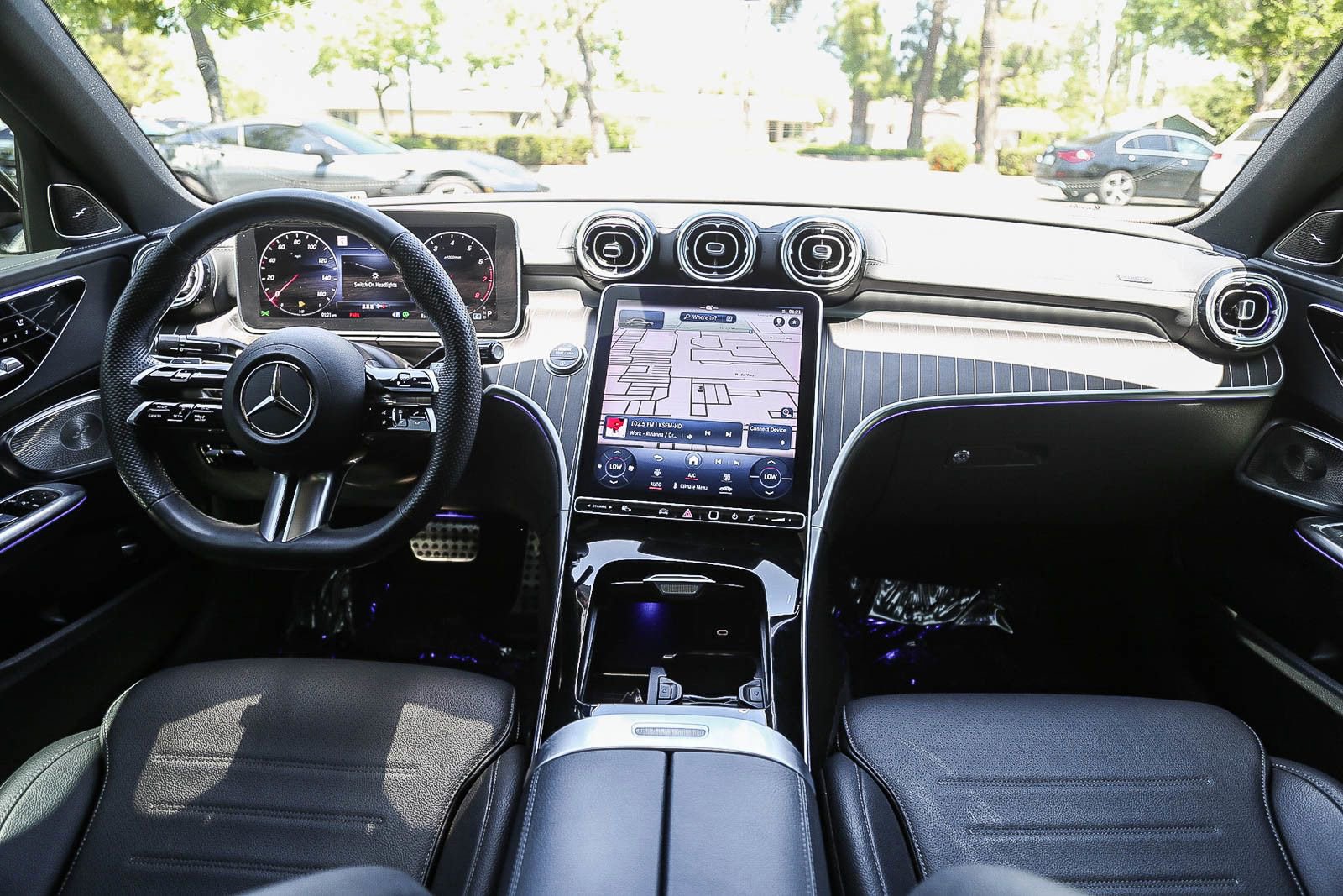 Used 2023 Mercedes-Benz C 300 4MATIC Sedan image 10
