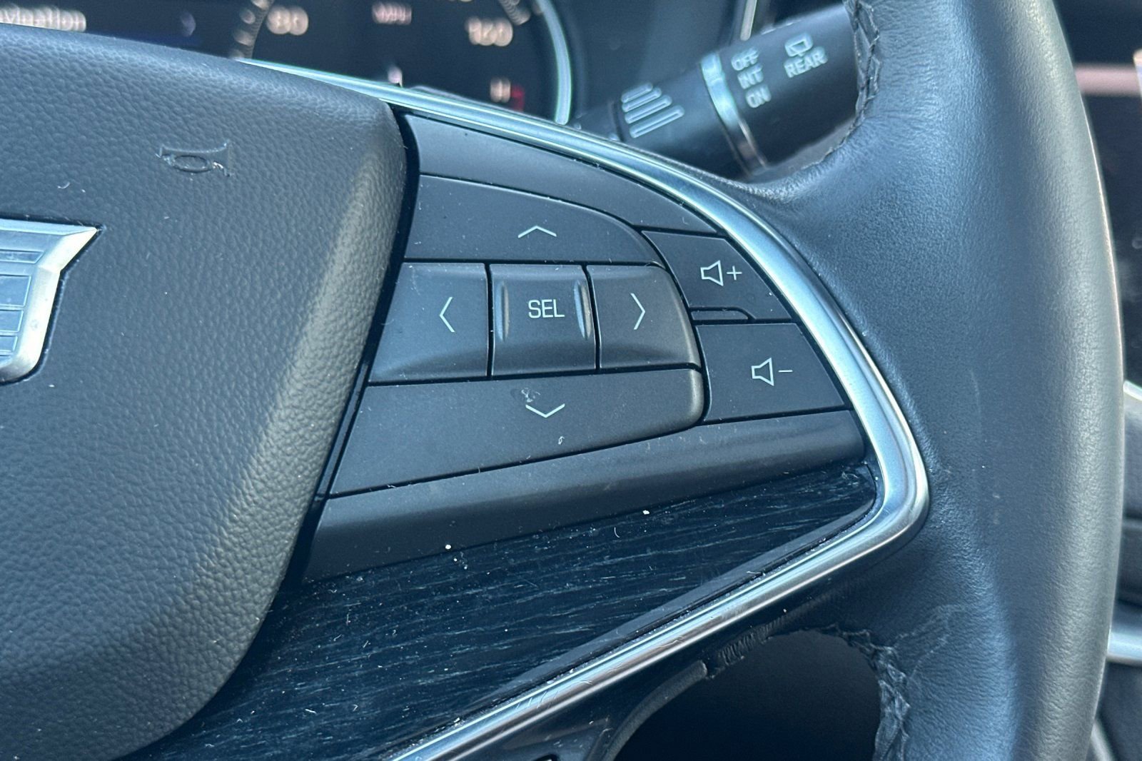 Certified 2024 Cadillac XT5 Premium Luxury FWD image 37