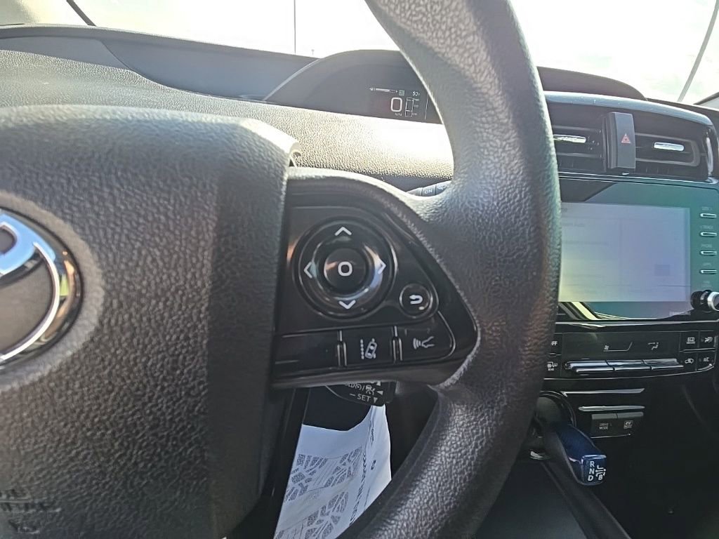 Used 2022 Toyota Prius LE image 15