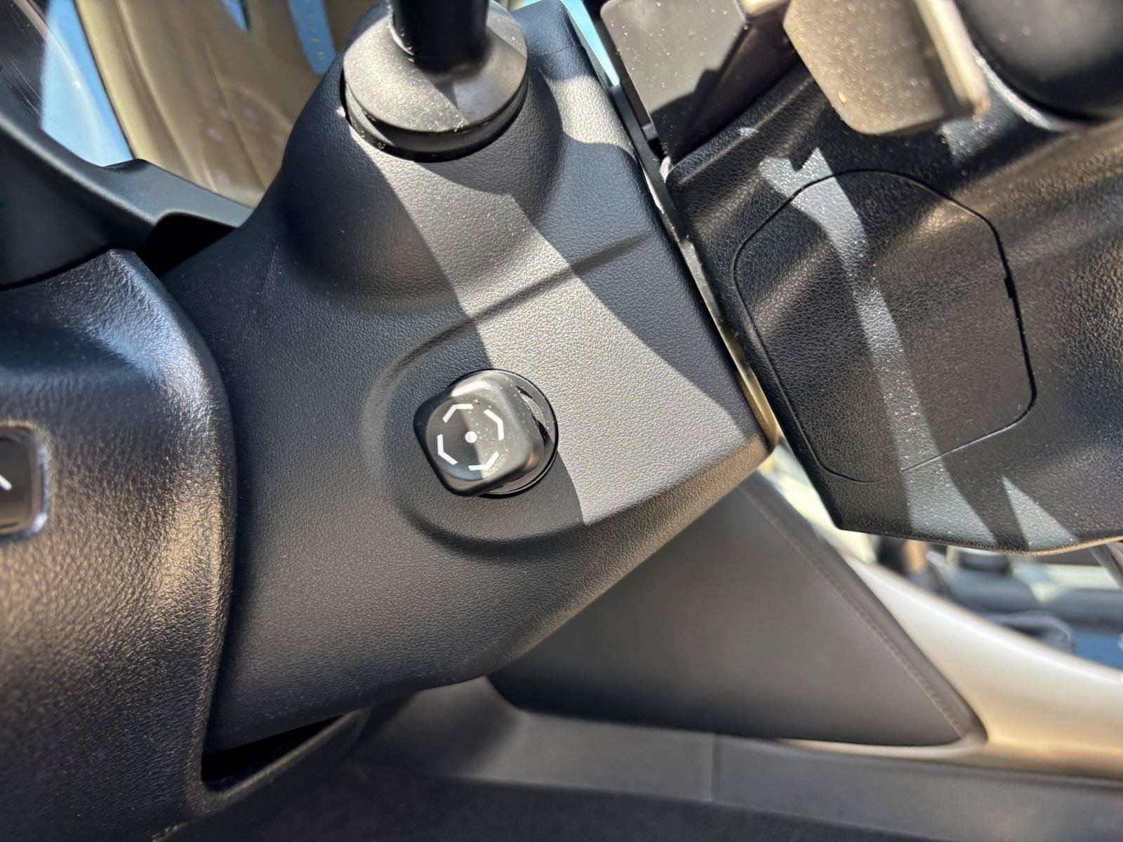 Used 2019 Lexus IS 300 w/ Premium Package RWD image 53