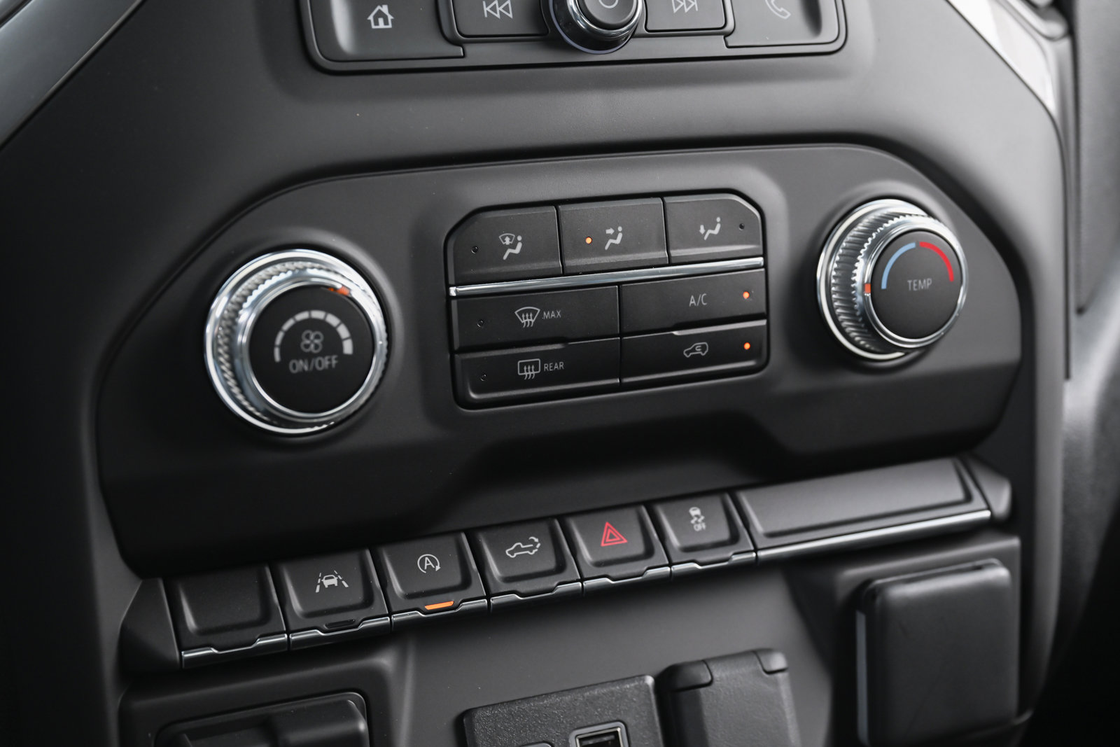 Used 2024 GMC Sierra 1500 Pro w/ Graphite Edition image 32