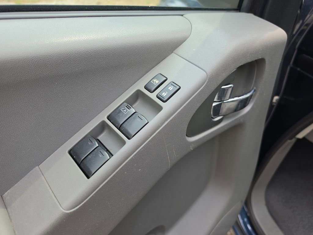 Used 2019 Nissan Frontier SV AWD/4WD image 18