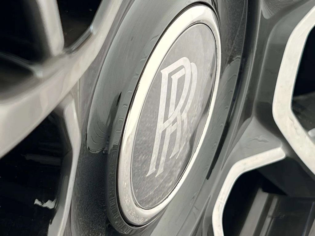 Certified 2022 Rolls-Royce Ghost Black Badge AWD/4WD image 14