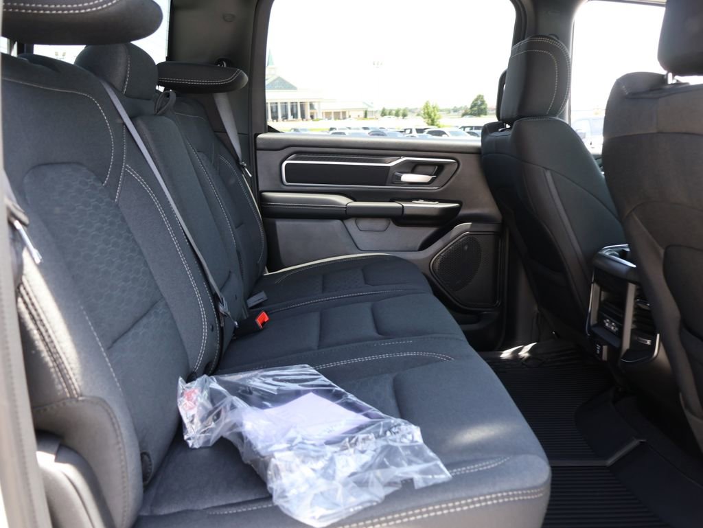 New 2026 RAM 1500 Big Horn AWD/4WD image 12