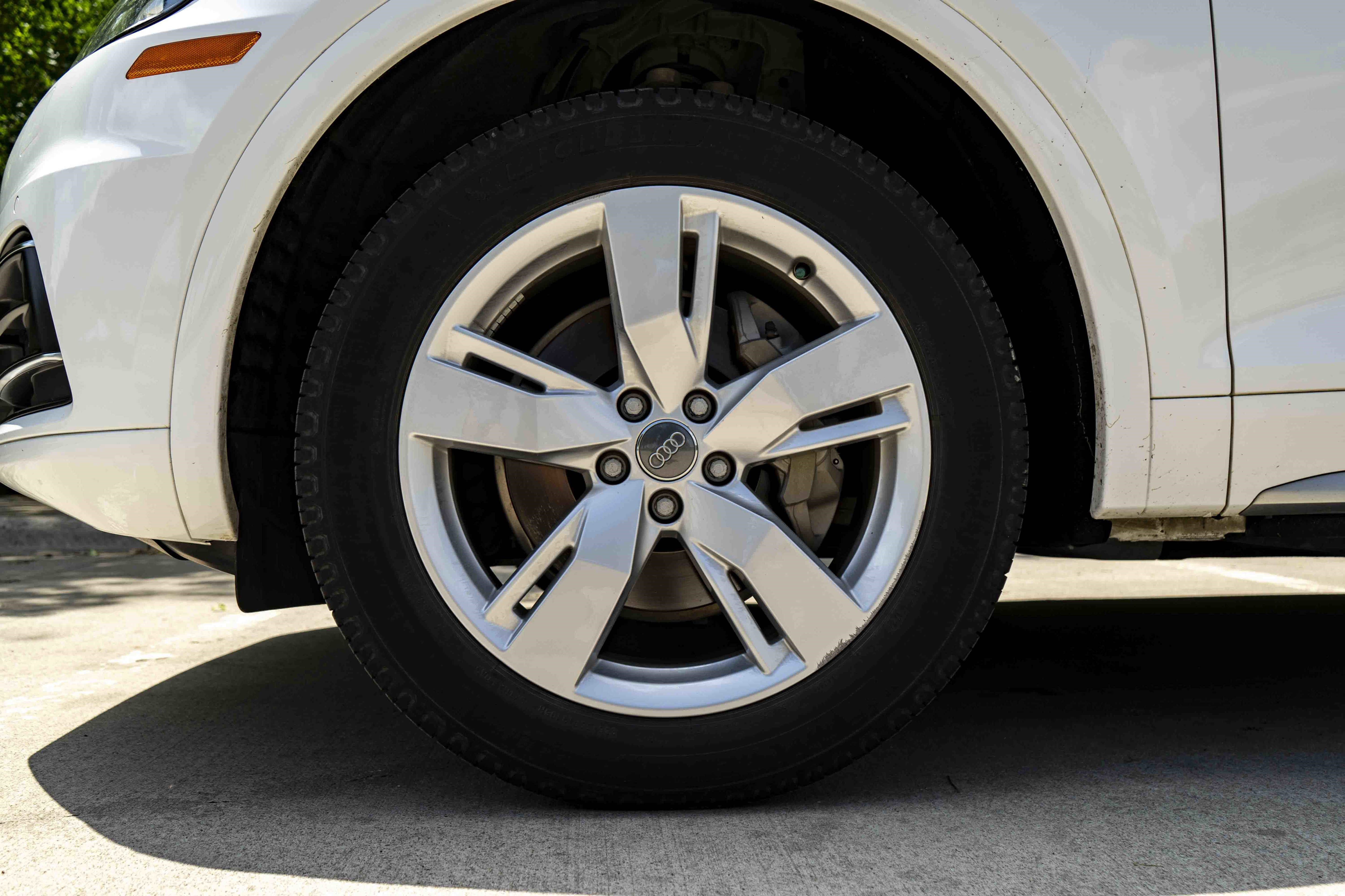 Used 2019 Audi Q5 2.0T Premium Plus AWD/4WD image 14