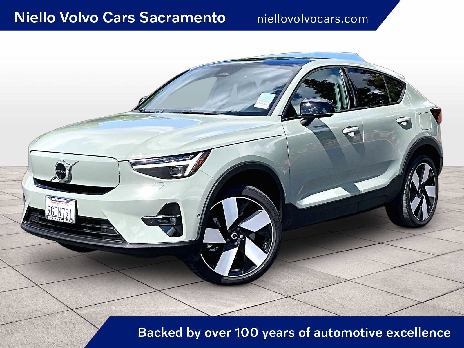 Used 2023 Volvo C40 P8 Recharge Ultimate AWD/4WD image 1