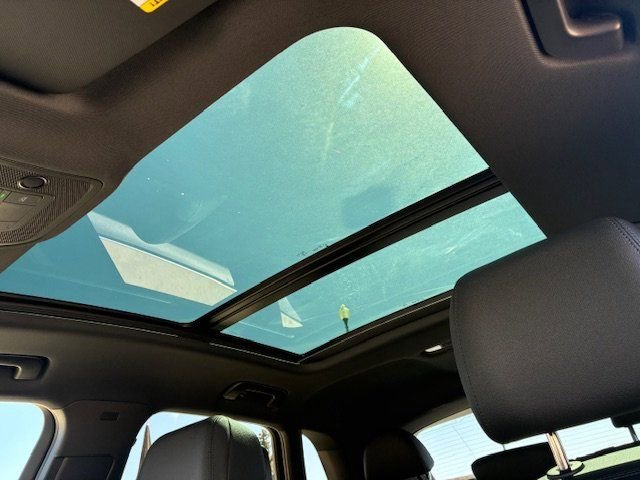 Used 2024 Audi Q3 2.0T Premium image 16