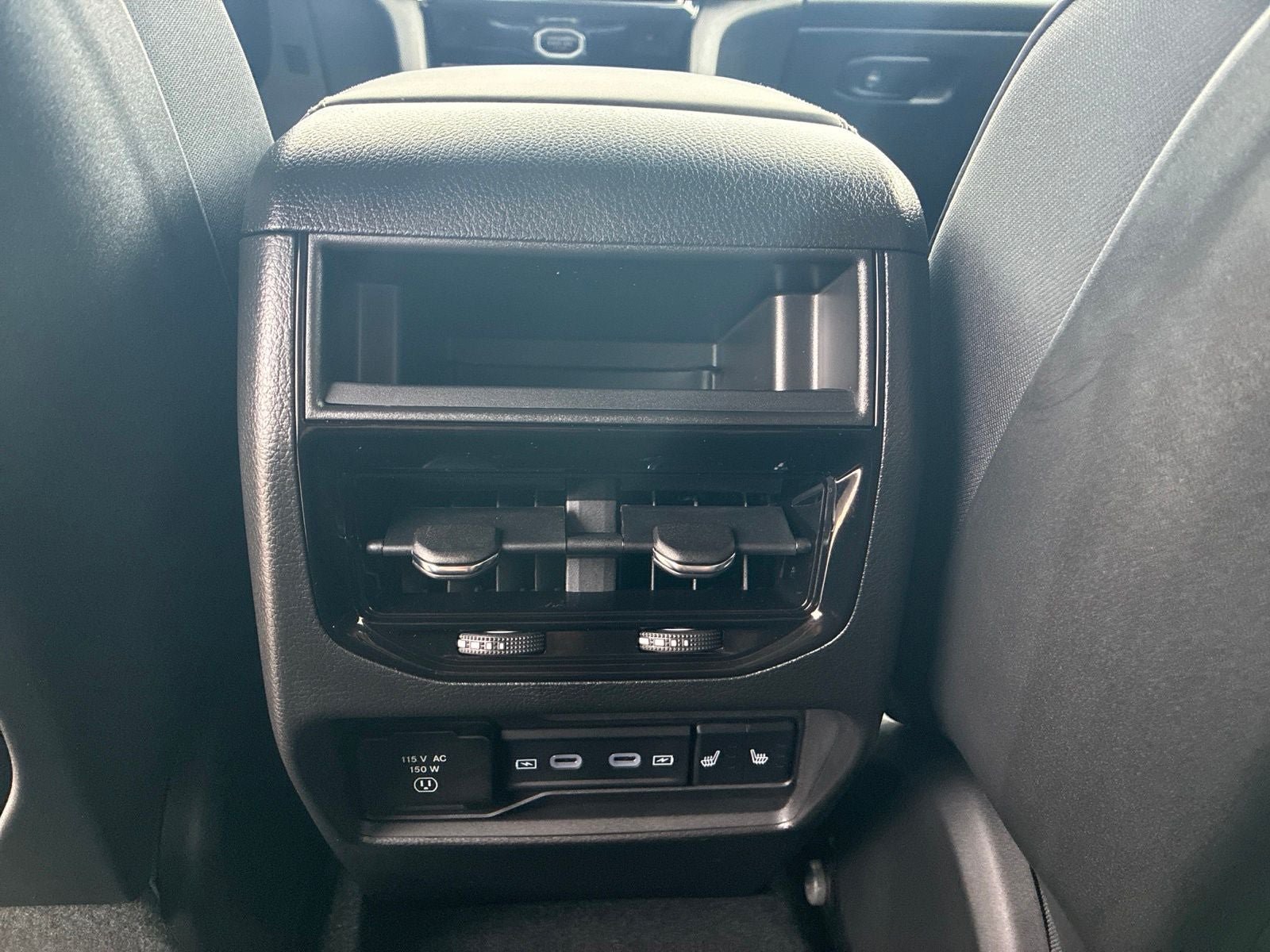 New 2026 Jeep Grand Cherokee Limited AWD/4WD image 17