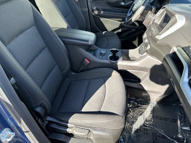 Certified 2024 GMC Terrain SLE w/ Driver Convenience Package FWD image 34
