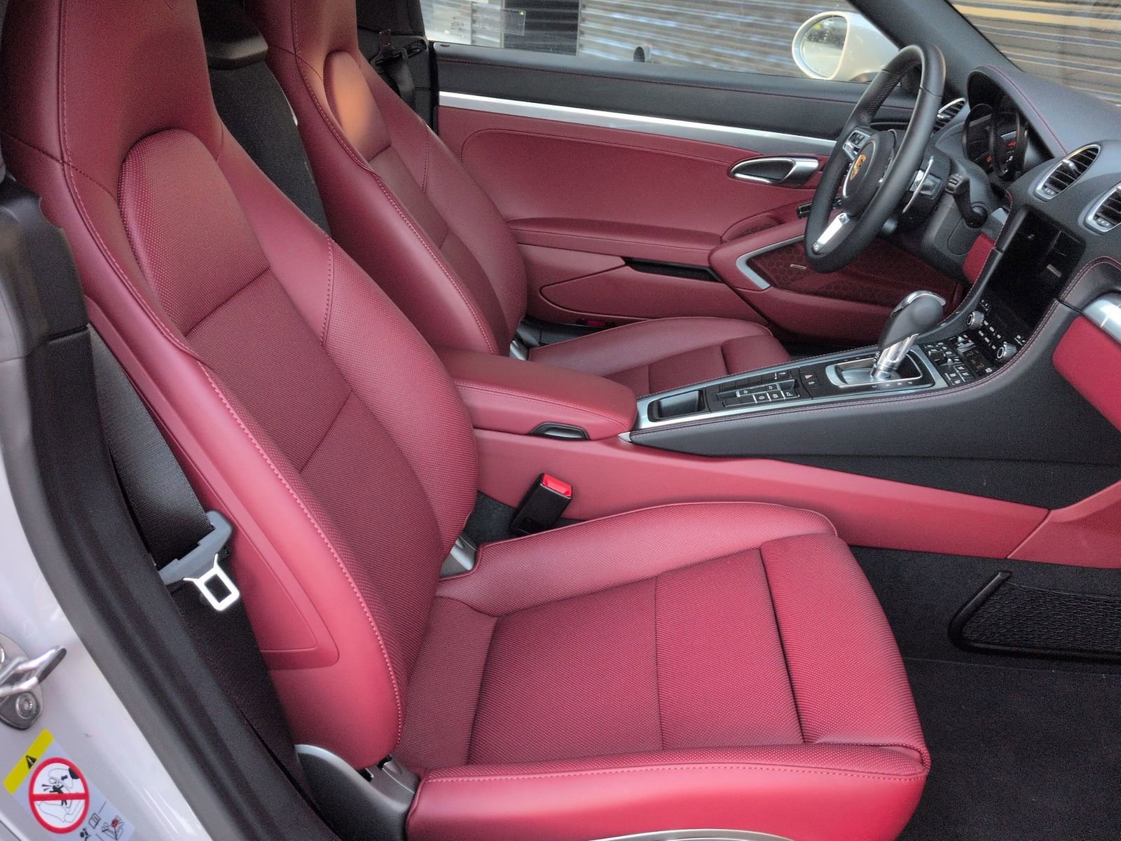 Certified 2025 Porsche 718 Boxster image 23