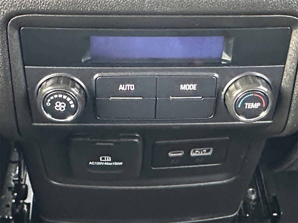 Used 2022 GMC Acadia SLT w/ LPO, Floor Liner Package image 24