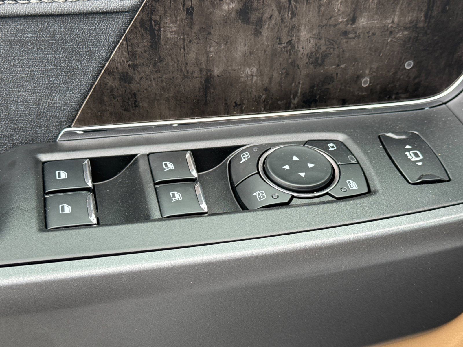 New 2026 Ford F250 Lariat w/ Lariat Premium Package image 11