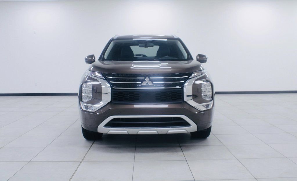 Used 2024 Mitsubishi Outlander SEL image 32