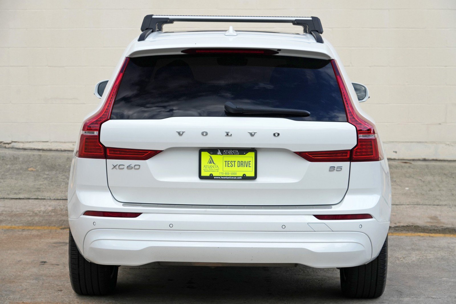 Used 2023 Volvo XC60 B5 Core w/ Climate Package FWD image 45