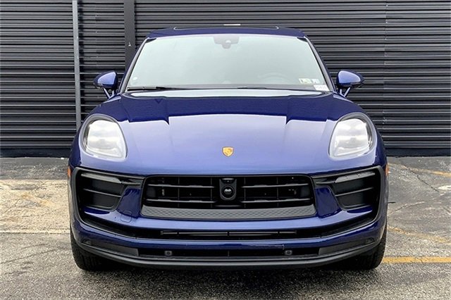 New 2025 Porsche Macan image 13